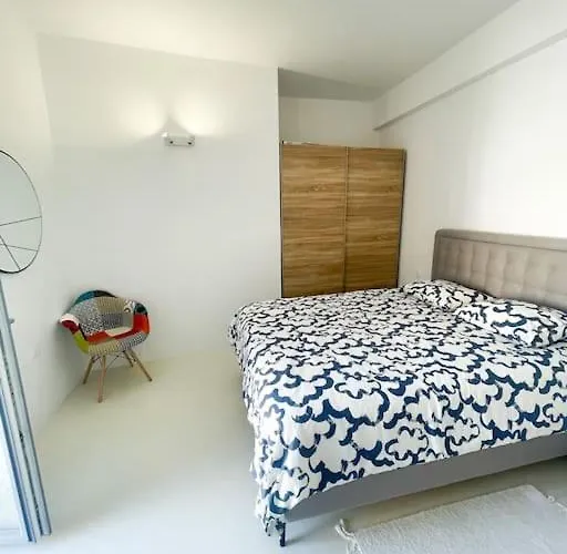 Aggelos In * Andiparos