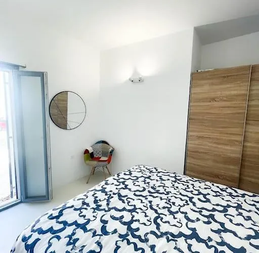 Aggelos In Prázdninový dům *