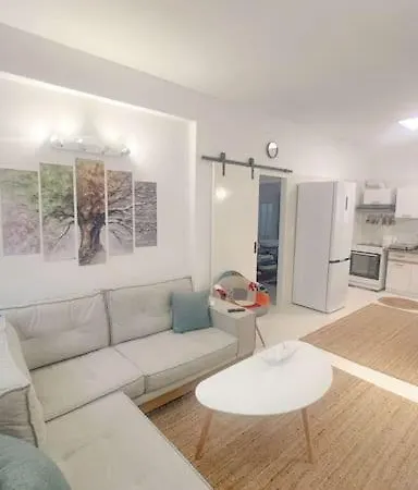 Aggelos In * Andiparos